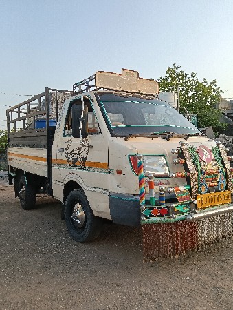ashok leyland dost