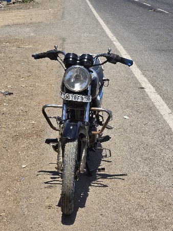 આ ગાડી વેચવાની છે