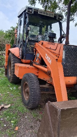 JCB tata 76 th
