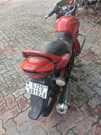 honda ની ગાડી 2008 મોડલ સારી કન્ડિ