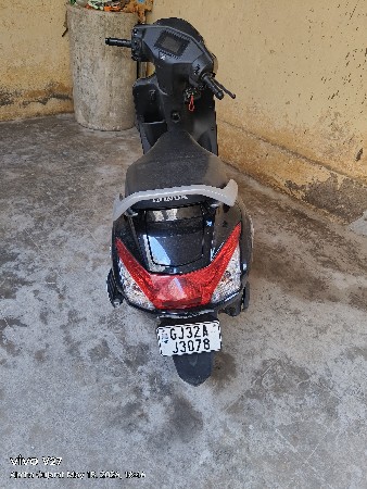 એક્ટિવા ટોપ મોડલ વેચવા નું છે