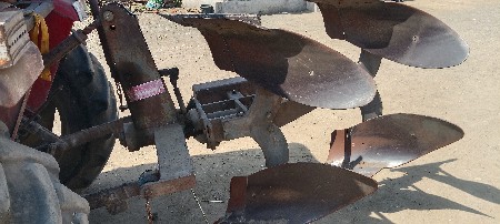 સવડા ફરતા હળ કંપની બાબાનાછે