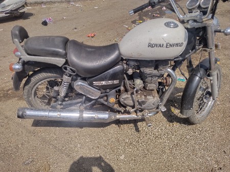 આ ગાડી વેચવાની છે