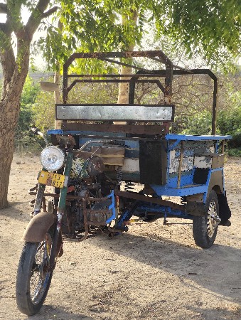 bansuri riksha