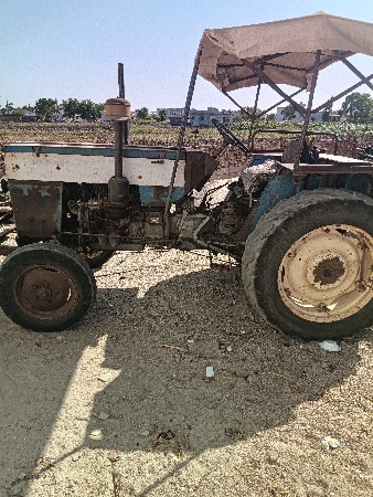 ટ્રેક્ટર