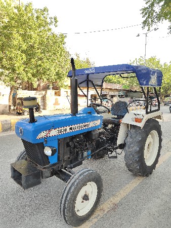 New Holland 3230