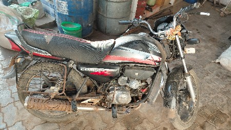 વેચવાનુ સે કિમંત એક જ રેસે