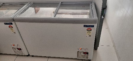 હાઈફ્રોરસ્ટ કંપનીનું  ફ્રીજ