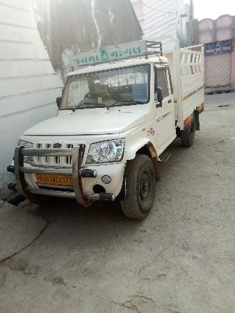 બોલેરો ગાડી વેચવા ની છે