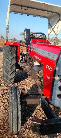 Massey 7250