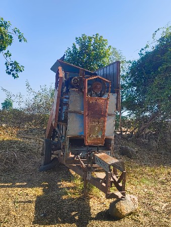 જયંત નુ થ્રેસર વેચવાનુ છે.