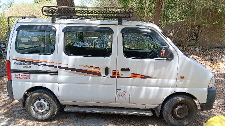 વેચવાની છે