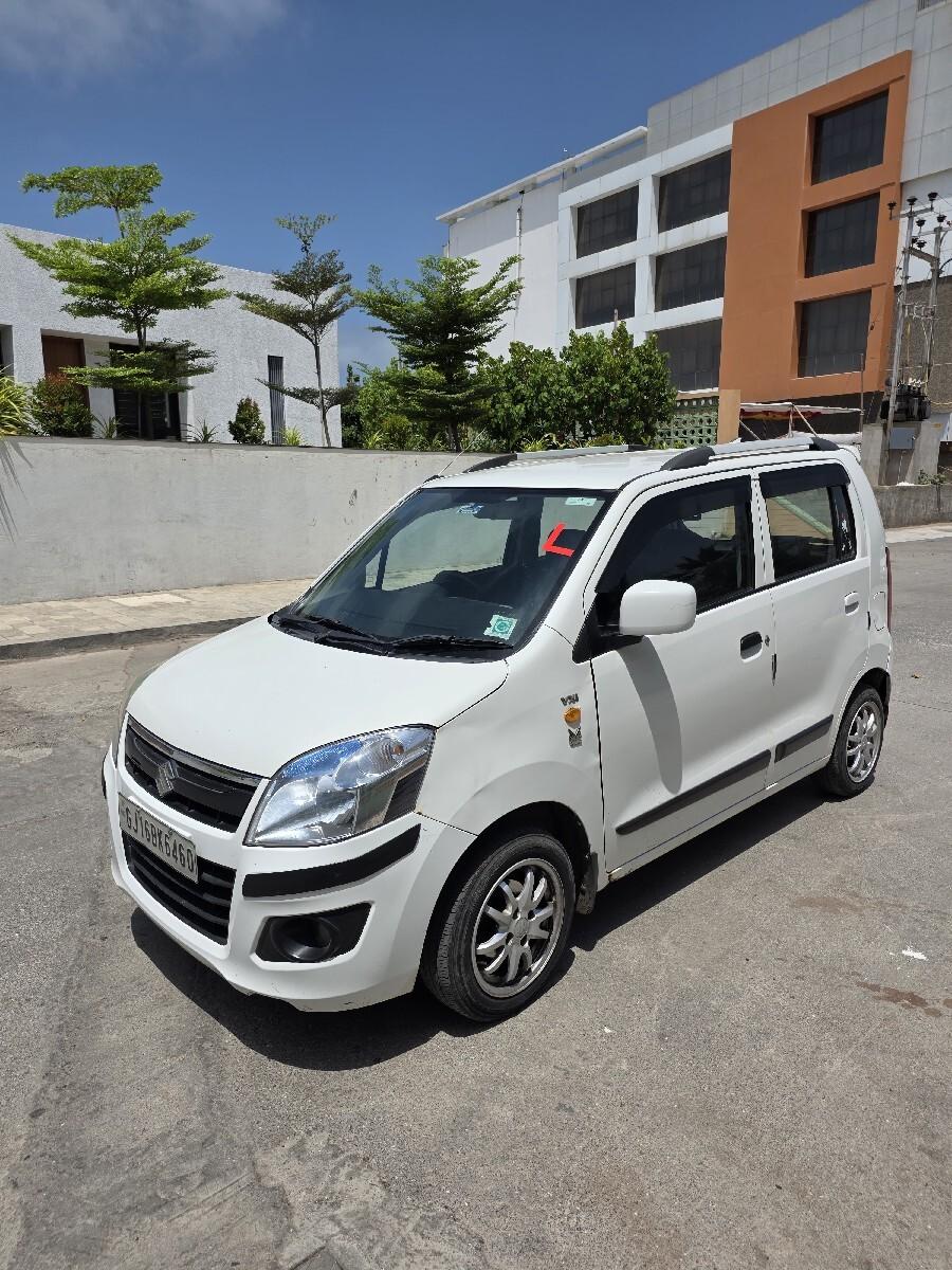 Suzuki Wagnor 
Petrol + CNG 
4TH Ow