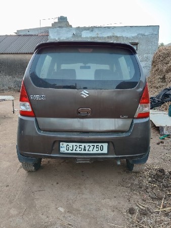 ફોરવિલા વેચવાનું છે