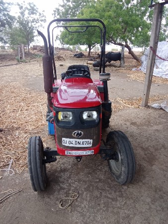 મીની ટ્રેકટર 200Di