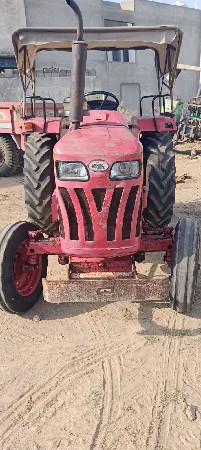 Mahindra 275