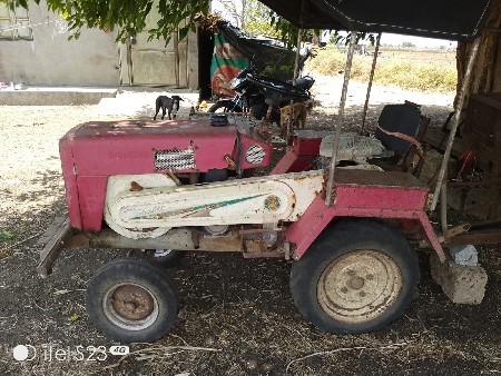 મીની ટેકટર વેચવાનું છે