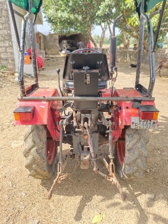યુવરાજ મીની વેચવાનો છે