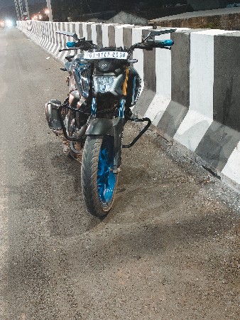 વેચવાનો છે