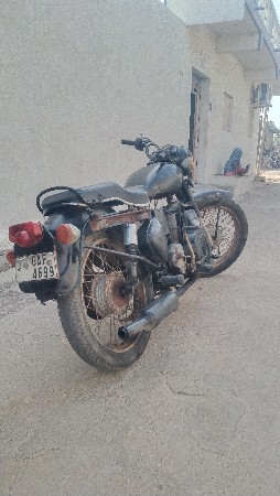 વેચવાનું છે