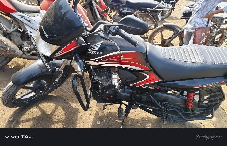 ટુ વ્હીલ વેચવાની છે