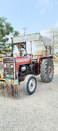 ટ્રેક્ટર વેચવાનું છે