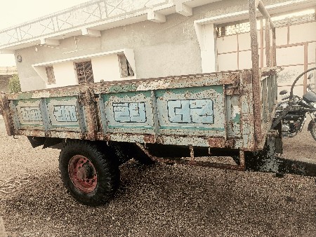 ટ્રેક્ટર ની લારી વેચવાની છે