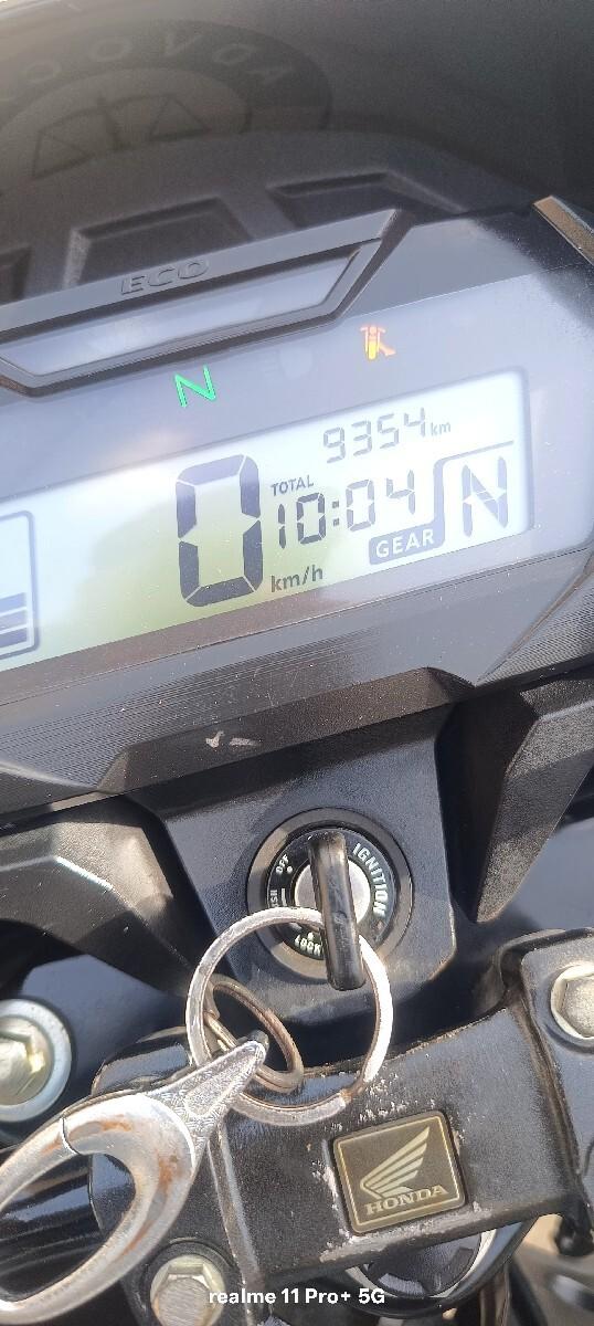 વેચવાની છે.