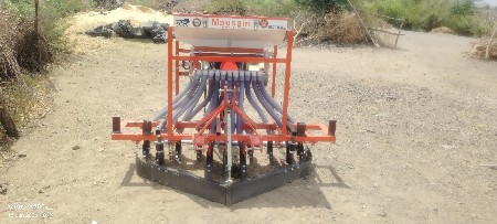મીની ટ્રેક્ટરનો 11 દાત છે