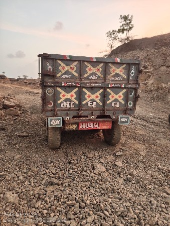 માધવ ની ટોલી વેસવાની સે