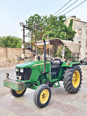 John deer 5038 D