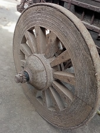 રેકડા ના બંને વિલ વેચવા ના છે.