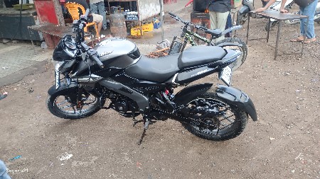 Bajaj pulser 125 NS