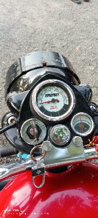 બુલેટ વેચવાની છે