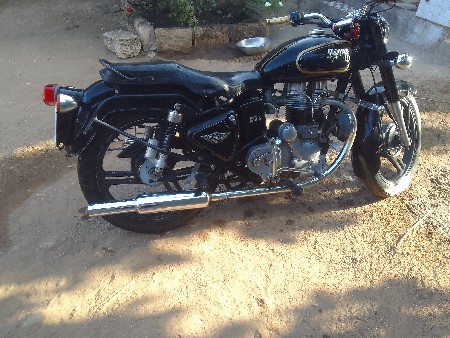 બુલેટ વેચવા નુ છે.