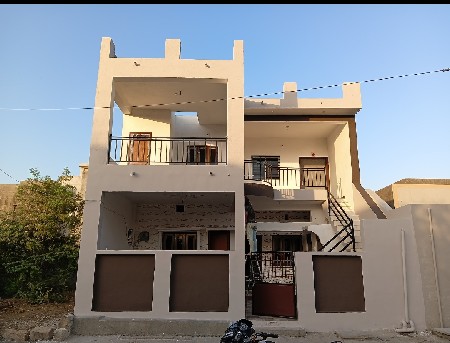 તાત્કાલિક મકાન વેચવાનું છે