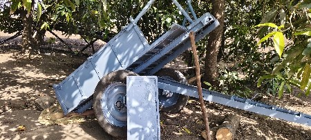 આખે આખું લોખંડ નું ગાડું