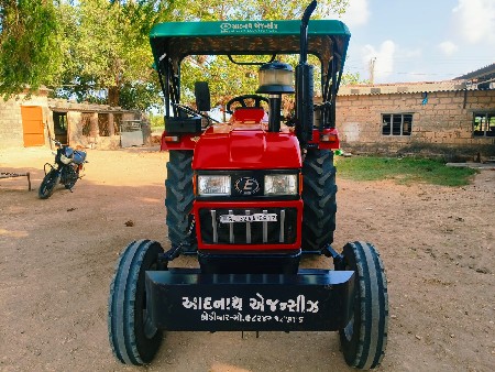 368 ટ્રેકટર વેંચવા નું છે