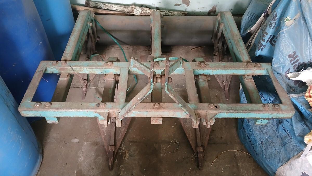 મીની ટ્રેક્ટરના ઓજાર