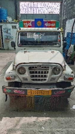 બોલેરો વેચવાનો છે