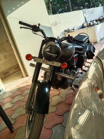 bullet vechvanu chhe