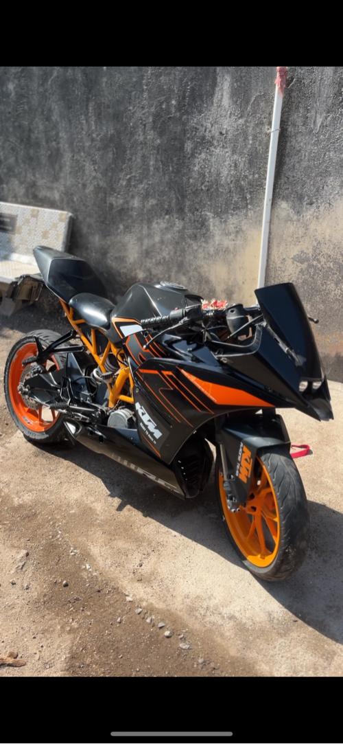 ગાડી વેચ વાની સે