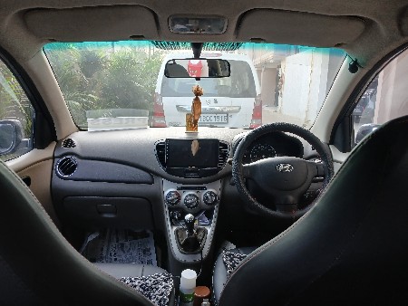Car for cell