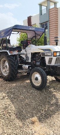 ટ્રેકટર વેચવાન છે