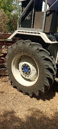 13 ના ટાયર