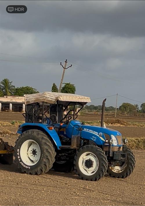 New Holland 6010 4x4 .    5510 .