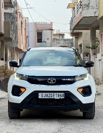 Tata Nexon 1.5 XMA Diesel