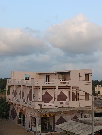 વિશાળ હોલ
ભાડે આપવા માટે
