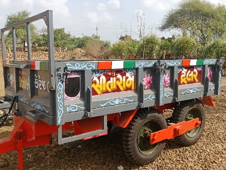 જય સીતારામ મીની ફોરવીલ વેચવાનું