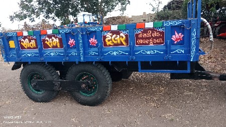 વેચવાની છે મીની ફોરવીલર